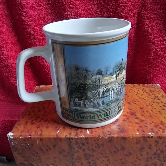 World Wildlife Fund African Scene Water Hole 1986 edition. - Picture 2 of 3